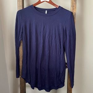 Navy long sleeve shirt